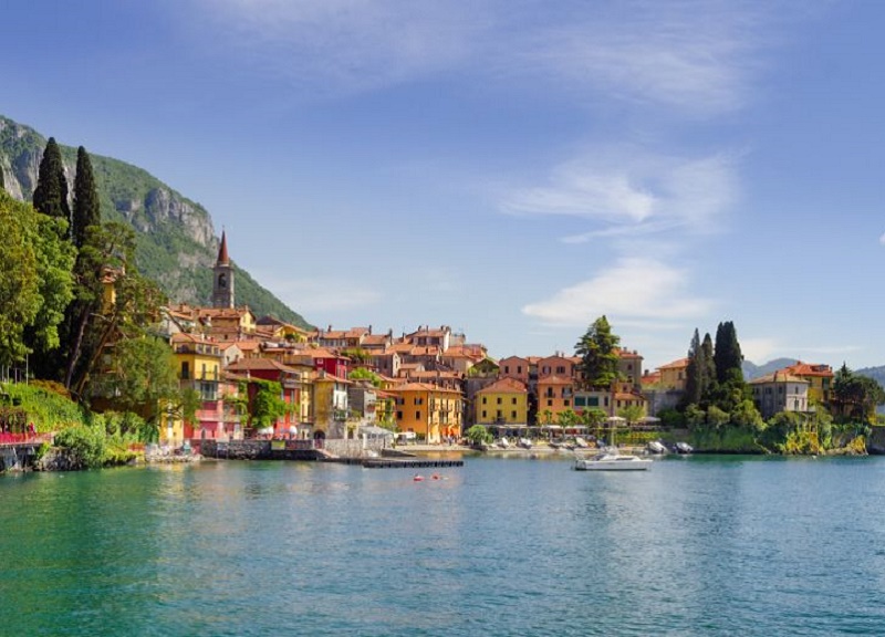 15enne si tuffa nel lago per festeggiare fine scuola e muore 15enne si tuffa nel lago per festeggiare fine scuola e muore