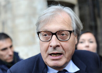 Vittorio Sgarbi “prosindaco” di Urbino, il critico non smette mai di stupire