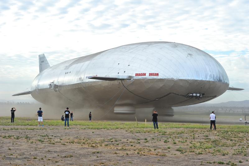 Il volo del futuro? In dirigibile. A San Marino un’aerostazione per palloni