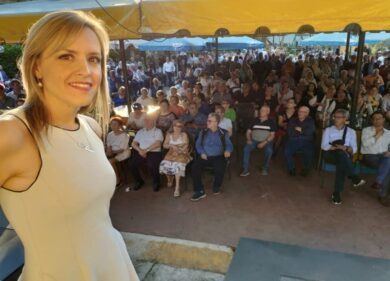 Elezioni e bocciofile, che feste: l’ultima frontiera dei ringraziamenti