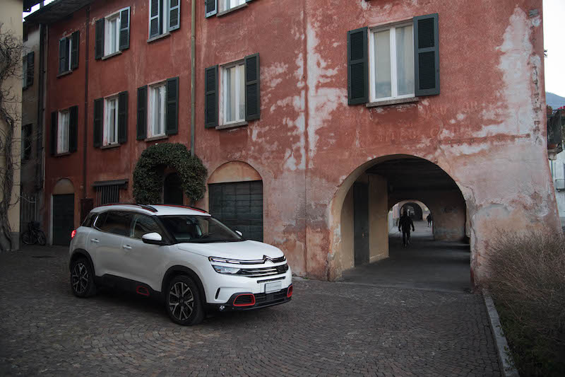Citroen C5 Aircross disponibile con il motore benzina PureTech 180 S&S EAT8