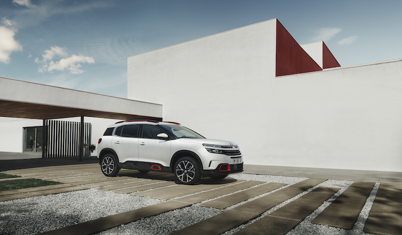 Citroen C5 Aircross disponibile con il motore benzina PureTech 180 S&S EAT8