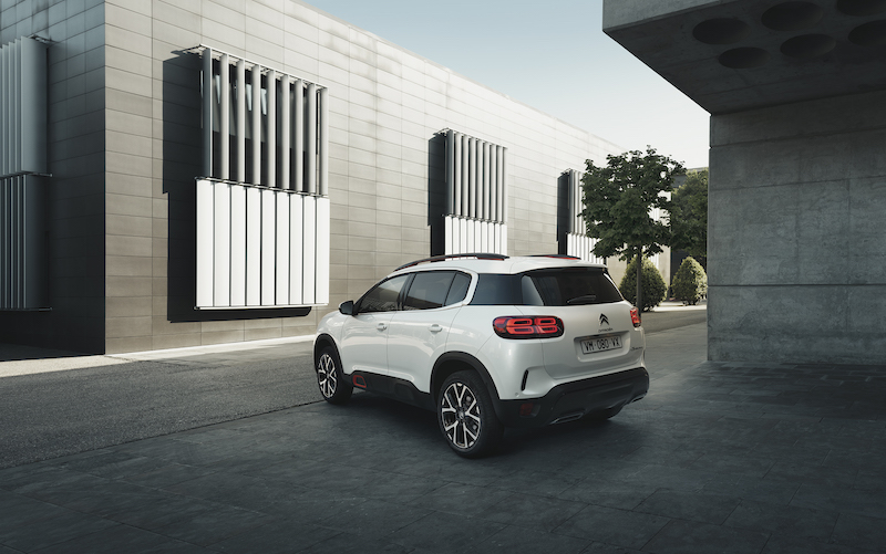 Citroen C5 Aircross disponibile con il motore benzina PureTech 180 S&S EAT8