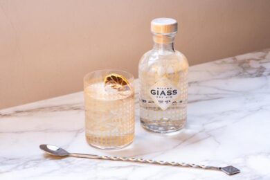 GIASS il gin milanese consegnato a domicilio con Deliveroo e Kampaay