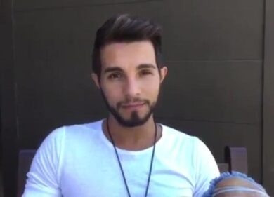 Magliette rubate, Marco Carta: per il giudice il fermo è illegittimo