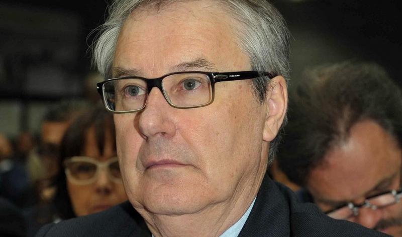 Banca Etruria, inchiesta consulenze: 17 indagati, c’è il padre della Boschi Banca Etruria, inchiesta consulenze: 17 indagati, c’è il padre della Boschi