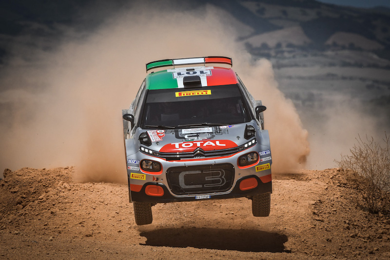 Rally di Sardegna la Citroën C3 R5 di Rossetti- Mori conclude al secondo posto Rally di Sardegna la Citroën C3 R5 di Rossetti- Mori conclude al secondo posto