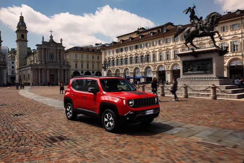 Al Parco del Valentino 2019 debutta la Nuova Jeep® Renegade Hybrid Plug-in Al Parco del Valentino 2019 debutta la Nuova Jeep® Renegade Hybrid Plug-in