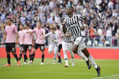 Pogba pronto a scioperare con il Manchester United? Rumors. La Juventus…