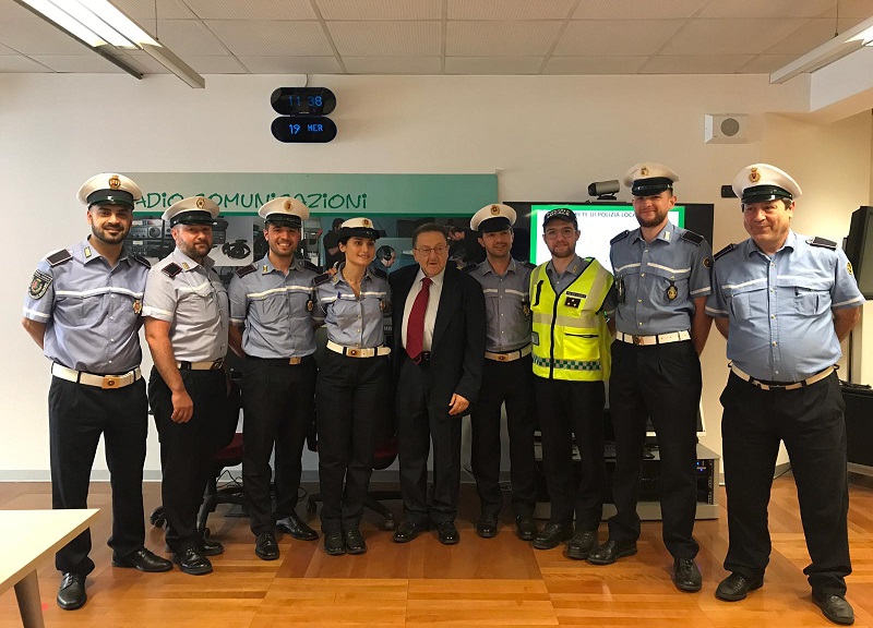 Regione Lombardia, De Corato testa la “rete radio” della Polizia locale Regione Lombardia, De Corato testa la “rete radio” della Polizia locale