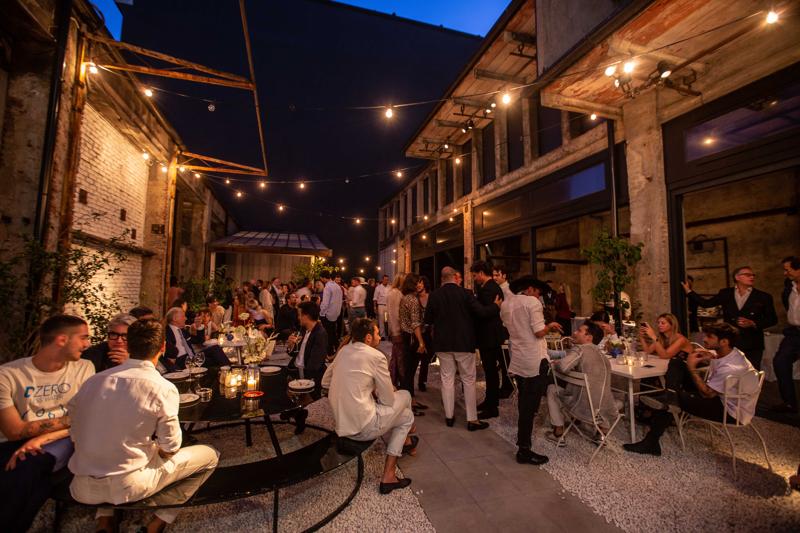 Moda, Dondup festeggia i 20 anni. Party esclusivo tra vip e influencer. FOTO