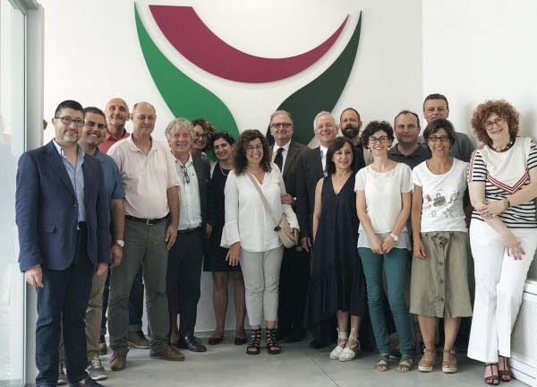 Vino, Valoritalia una garanzia per oltre 1,5 miliardi di bottiglie certificate Vino, Valoritalia una garanzia per oltre 1,5 miliardi di bottiglie certificate