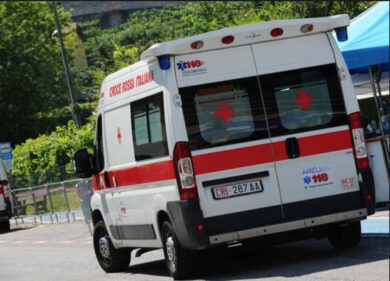 Torino, bimba di 18 mesi muore schiacciata dall’auto della mamma