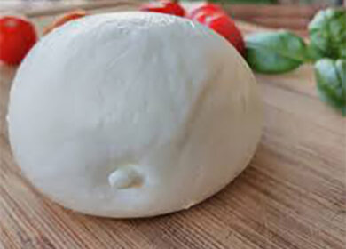 La mozzarella di bufala dop corre alla stessa velocità di un’auto da corsa