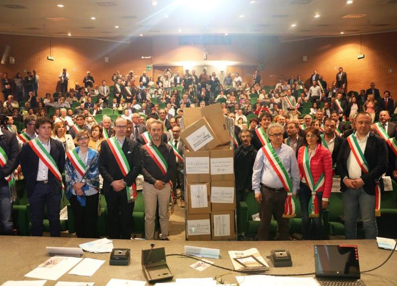 Cgia: spreco di spesa di 7,5 miliardi di euro all’anno nei grandi Comuni. Cgia: spreco di spesa di 7,5 miliardi di euro all’anno nei grandi Comuni.