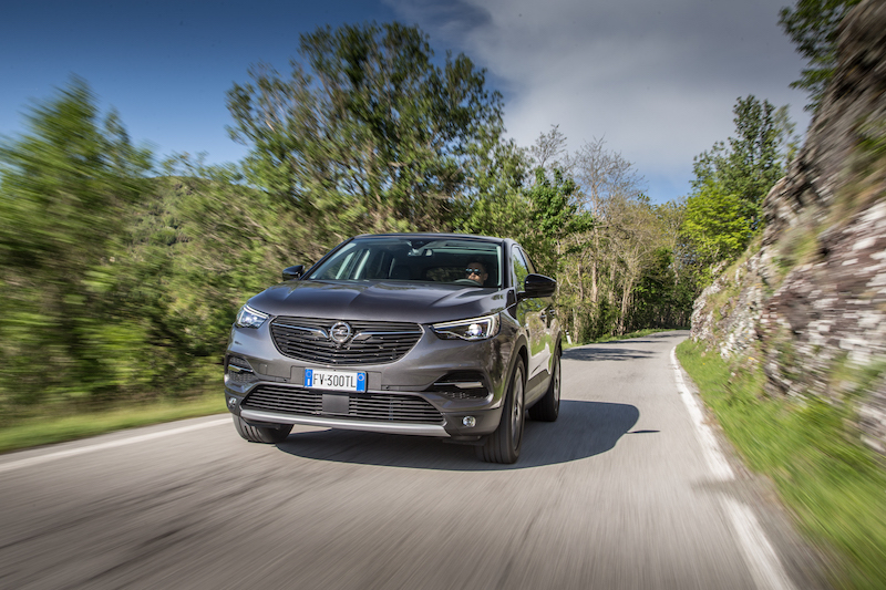 Opel GRANDLAND X: l’avventuriero! Opel GRANDLAND X: l’avventuriero!