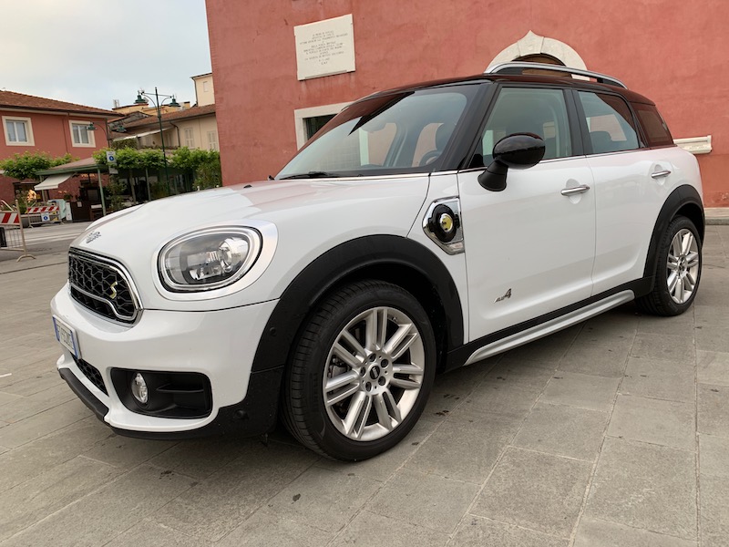 MINI Countryman ALL4 plug-in Hybrid: a tutta velocità verso il futuro MINI Countryman ALL4 plug-in Hybrid: a tutta velocità verso il futuro