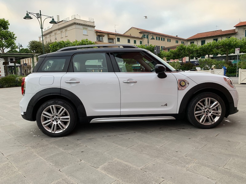 MINI Countryman ALL4 plug-in Hybrid: a tutta velocità verso il futuro MINI Countryman ALL4 plug-in Hybrid: a tutta velocità verso il futuro