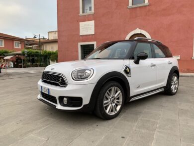 MINI Countryman ALL4 plug-in Hybrid: a tutta velocità verso il futuro