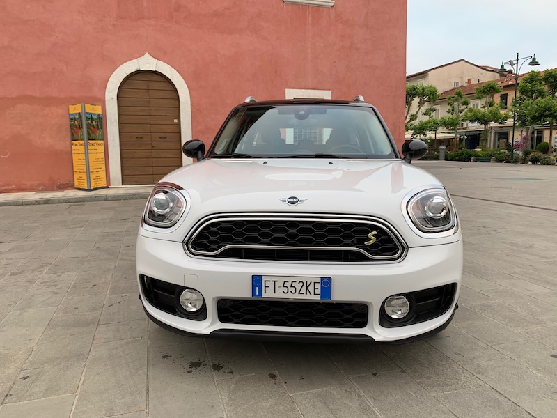 MINI Countryman ALL4 plug-in Hybrid: a tutta velocità verso il futuro MINI Countryman ALL4 plug-in Hybrid: a tutta velocità verso il futuro
