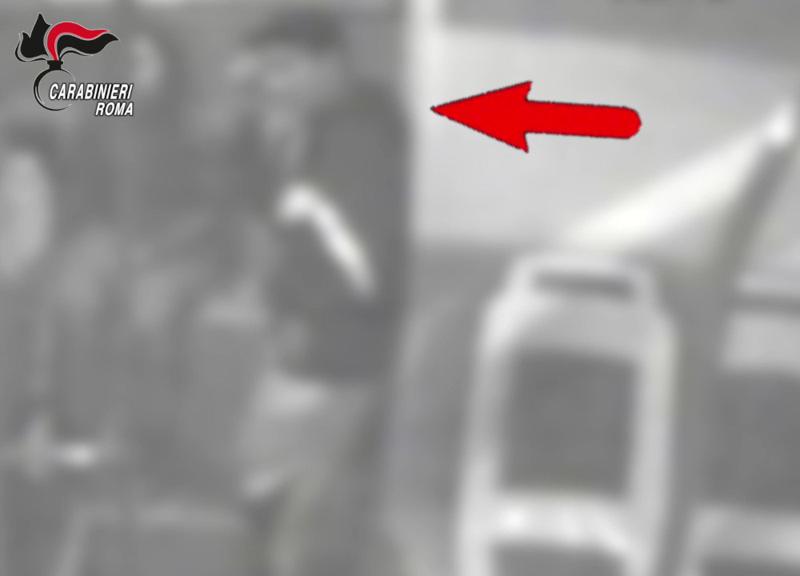 Pittore ucciso a Roma perché protestava contro chi sporca: fermato tunisino Pittore ucciso a Roma perché protestava contro chi sporca: fermato tunisino