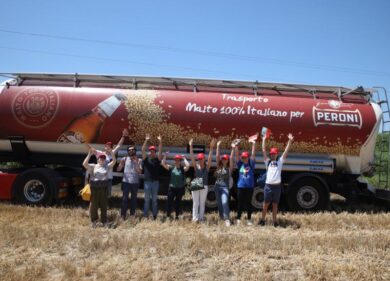 Campus Peroni, quando la raccolta dell’orzo diventa una lezione sul campo