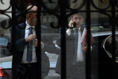 Autonomia: non andrà in Cdm, ira Lega per nuovo “muro” M5s