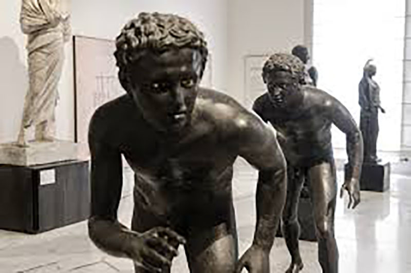 “Paideia”, la mostra del museo archeologico di Napoli per l’Universiade 2019 “Paideia”, la mostra del museo archeologico di Napoli per l’Universiade 2019