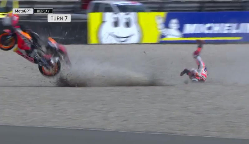 Jorge Lorenzo brutta caduta ad Assen. MotoGp, pilota Honda portato in ospedale
