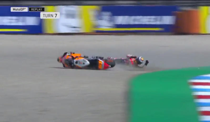 Jorge Lorenzo brutta caduta ad Assen. MotoGp, pilota Honda portato in ospedale