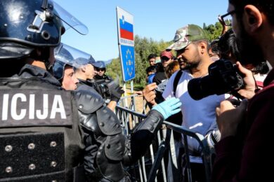Migranti, al via “pattuglie miste” sul confine Italia-Slovenia