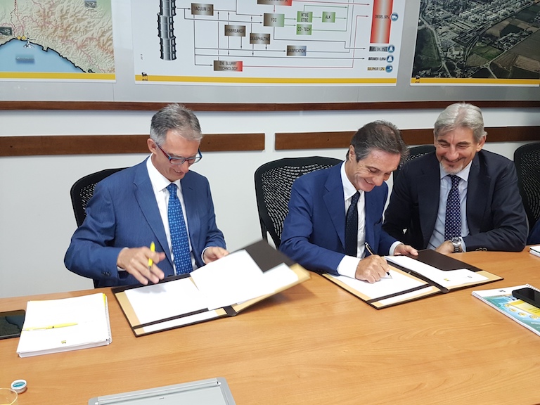 Eni e Regione Lombardia, intesa per economia circolare e sostenibilità Eni e Regione Lombardia, intesa per economia circolare e sostenibilità