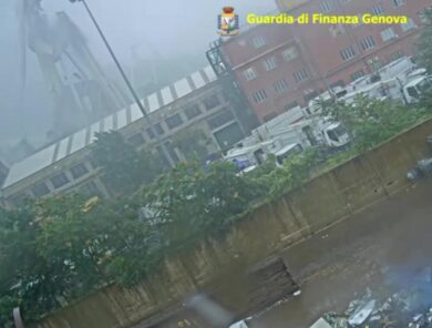 Ponte Morandi, il momento del crollo