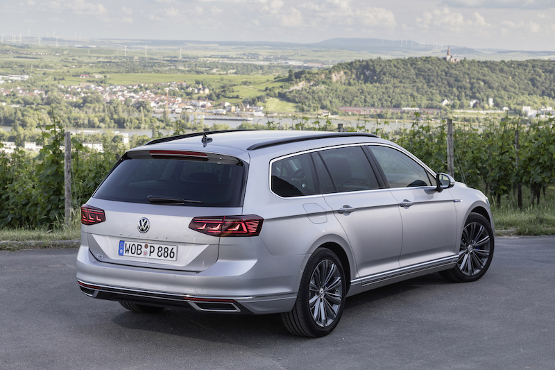 Volkswagen presenta la nuova Passat Volkswagen presenta la nuova Passat