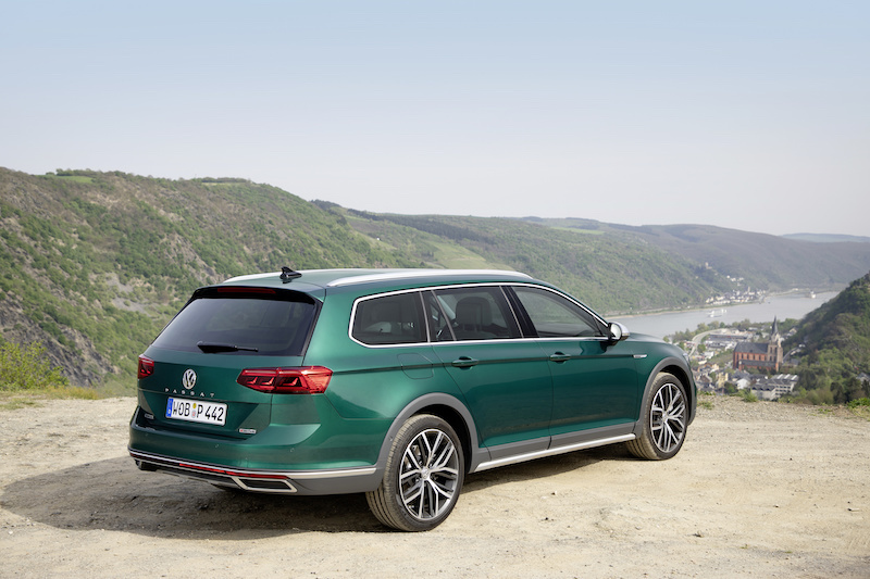 Volkswagen presenta la nuova Passat Volkswagen presenta la nuova Passat
