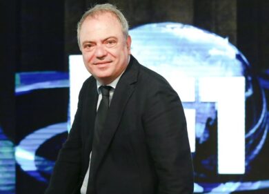 Ascolti Tv Auditel: vittoria di Carboni, il Tg1 grillino batte il Tg1 renziano