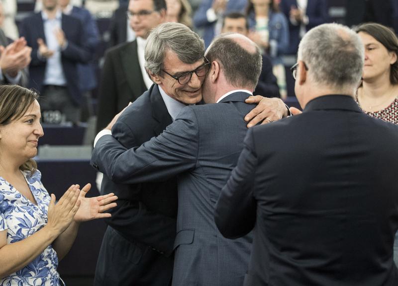 Parlamento Ue, David Sassoli eletto presidente. VIDEO Parlamento Ue, David Sassoli eletto presidente. VIDEO