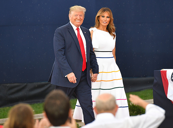 Usa: scontri davanti alla Casa Bianca tra pro-Trump e contestatori
