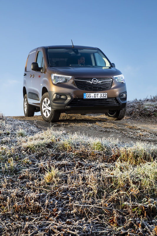 Nuovo Opel Combo Cargo, arriva la versione 4×4 Dangel Nuovo Opel Combo Cargo, arriva la versione 4×4 Dangel