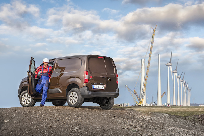 Nuovo Opel Combo Cargo, arriva la versione 4×4 Dangel Nuovo Opel Combo Cargo, arriva la versione 4×4 Dangel