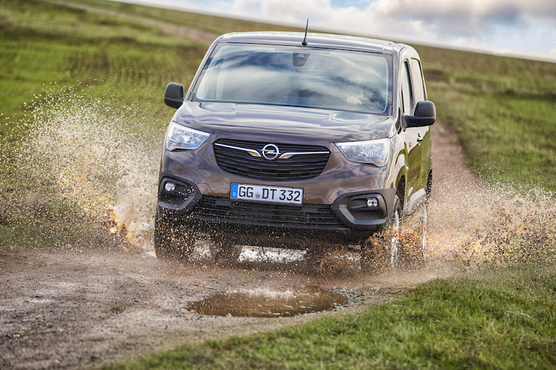 Nuovo Opel Combo Cargo, arriva la versione 4×4 Dangel Nuovo Opel Combo Cargo, arriva la versione 4×4 Dangel