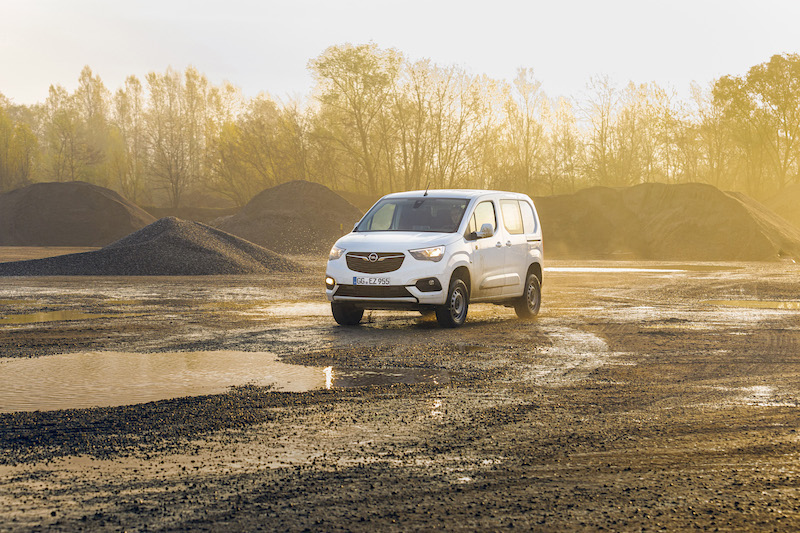 Nuovo Opel Combo Cargo, arriva la versione 4×4 Dangel Nuovo Opel Combo Cargo, arriva la versione 4×4 Dangel