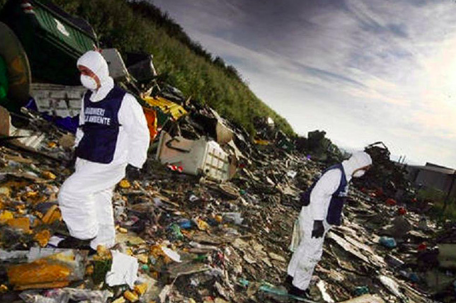 Ecomafie, tre reati ambientali all’ora. Il business vale 16 miliardi di euro Ecomafie, tre reati ambientali all’ora. Il business vale 16 miliardi di euro