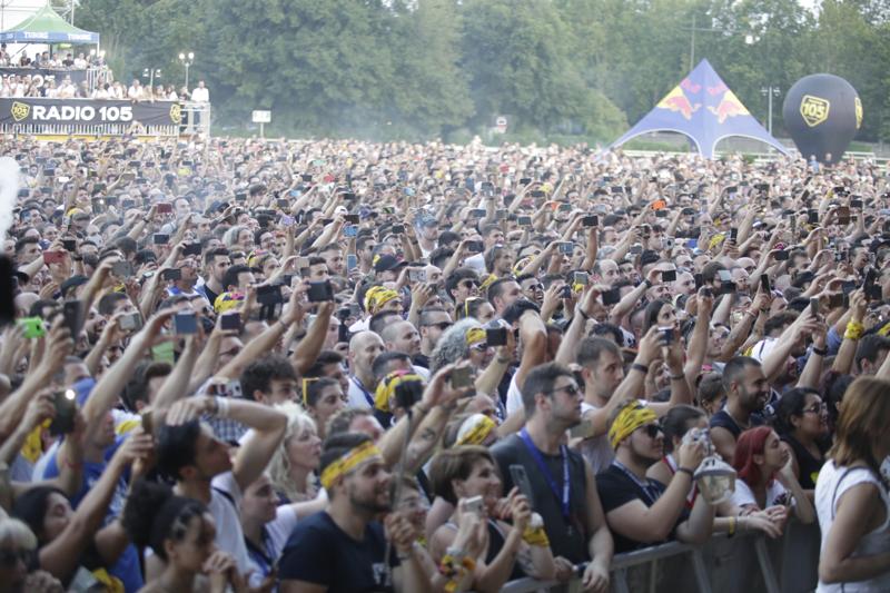 Zoo 105: 13.000 persone a Milano per i vent’anni, la festa è un successo. FOTO