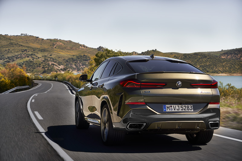 BMW: svelata la terza generazione della X6