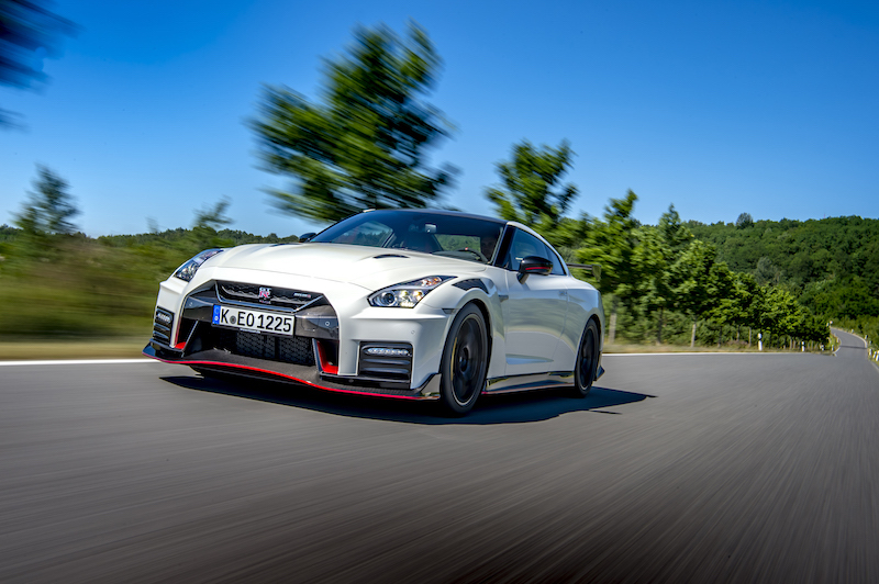 Nissan GT-R NISMO 2020: tecnologia e prestazioni fino a 300 km/h Nissan GT-R NISMO 2020: tecnologia e prestazioni fino a 300 km/h