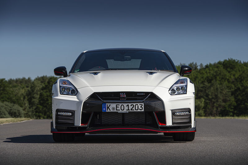 Nissan GT-R NISMO 2020: tecnologia e prestazioni fino a 300 km/h Nissan GT-R NISMO 2020: tecnologia e prestazioni fino a 300 km/h