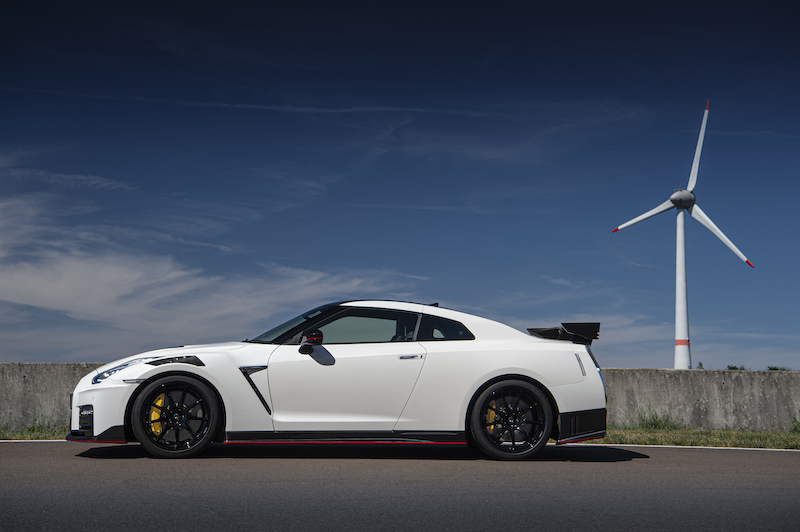 Nissan GT-R NISMO 2020: tecnologia e prestazioni fino a 300 km/h Nissan GT-R NISMO 2020: tecnologia e prestazioni fino a 300 km/h