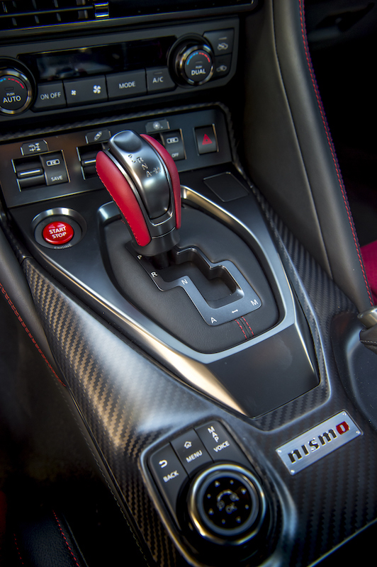 Nissan GT-R NISMO 2020: tecnologia e prestazioni fino a 300 km/h Nissan GT-R NISMO 2020: tecnologia e prestazioni fino a 300 km/h