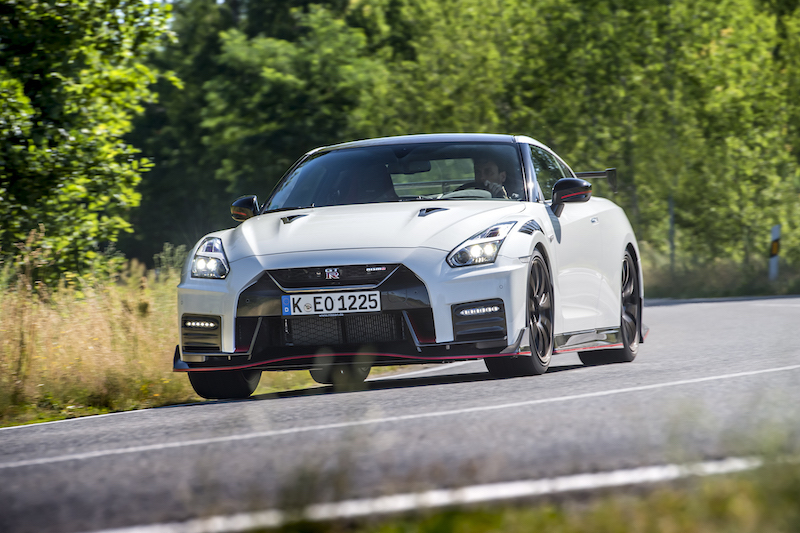 Nissan GT-R NISMO 2020: tecnologia e prestazioni fino a 300 km/h Nissan GT-R NISMO 2020: tecnologia e prestazioni fino a 300 km/h